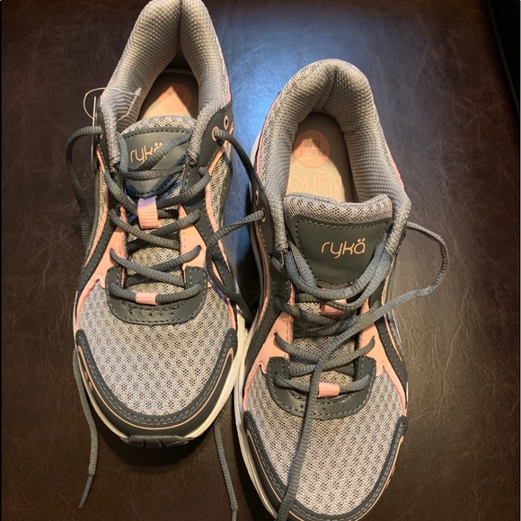 ryka women's aries walking shoe